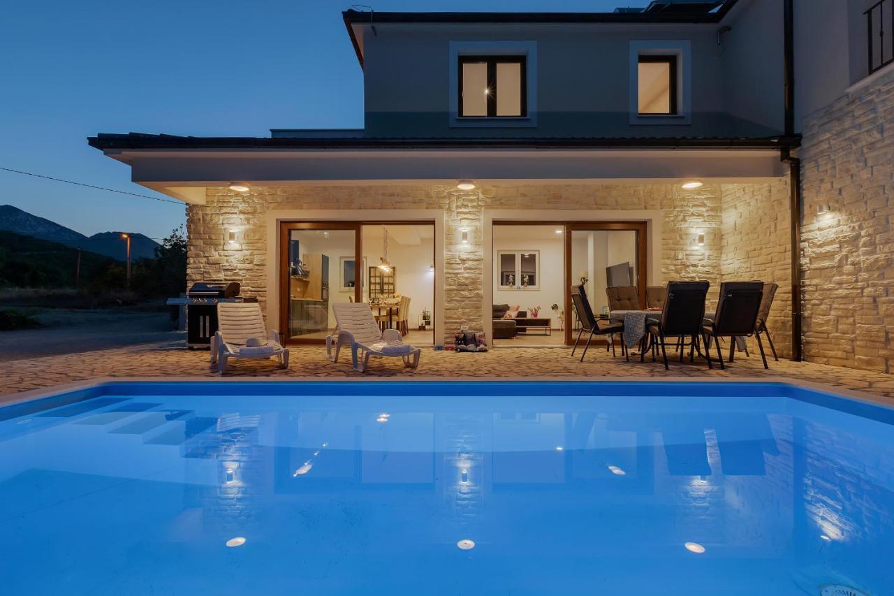 Charming Holiday Home Dolac In Rural Area With Pool Slime Екстер'єр фото